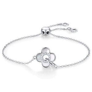 Narukvica s djetelinom